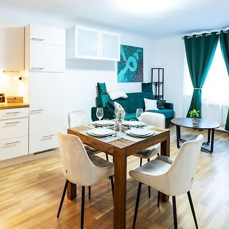 City Apartment Top Location, Quiet And Cozy Ideal To Relax Or Work Vienne Extérieur photo